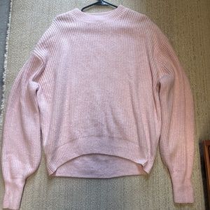 Light pink H&M sweater with puffy sleeves